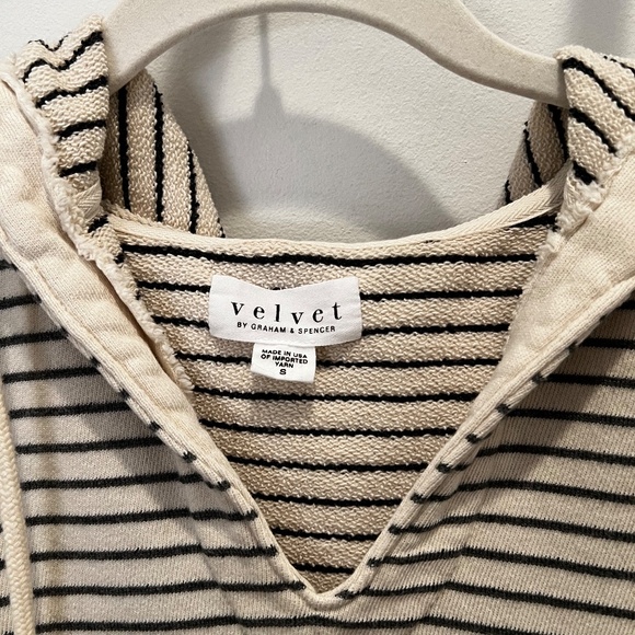 Velvet Jordyn Hoodie Sweatshirt – Size Small - Picture 5 of 6